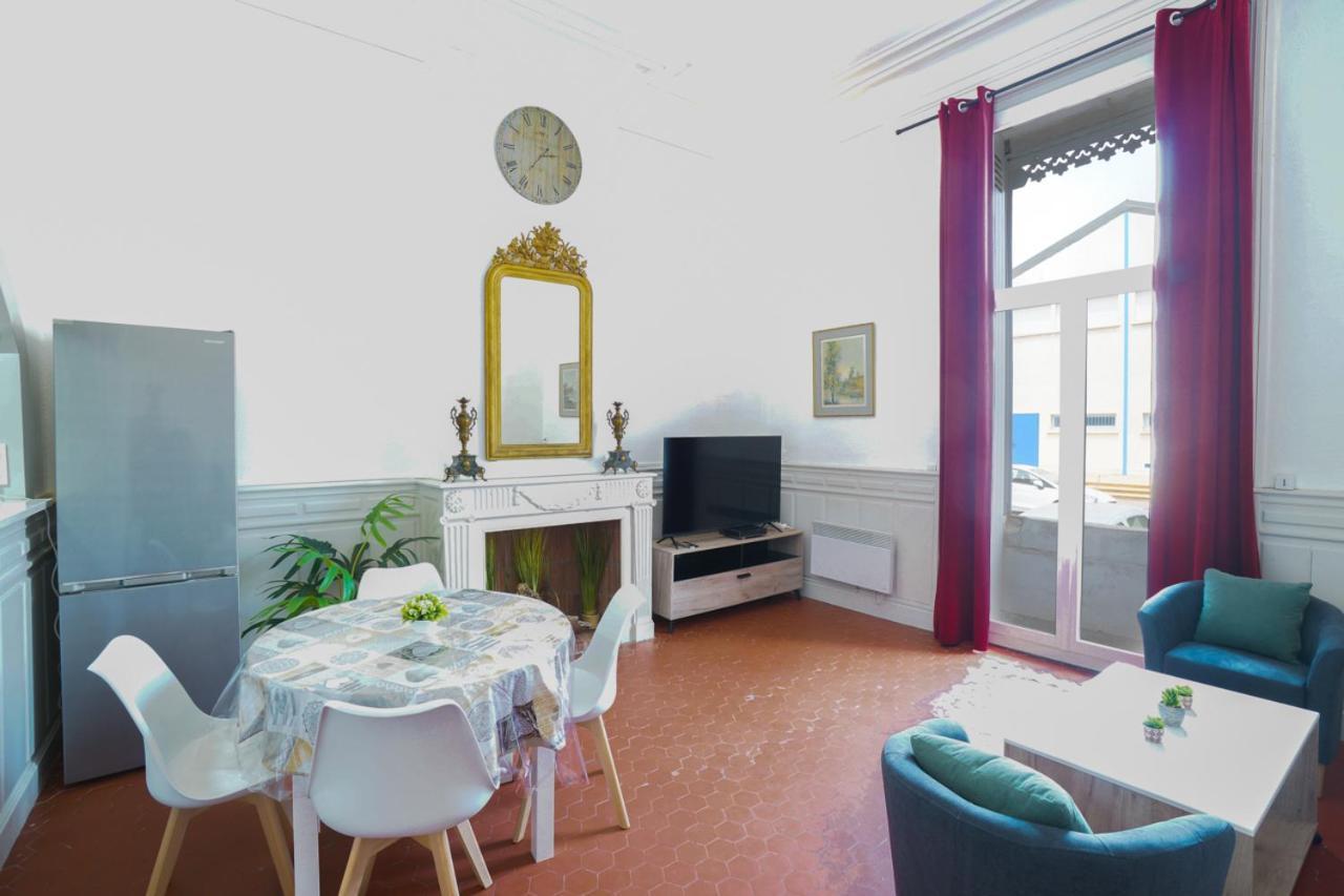 Appartement Du Forum,La Gare, 50 M2 , Climatisation, Garage, Cour ناربون المظهر الخارجي الصورة