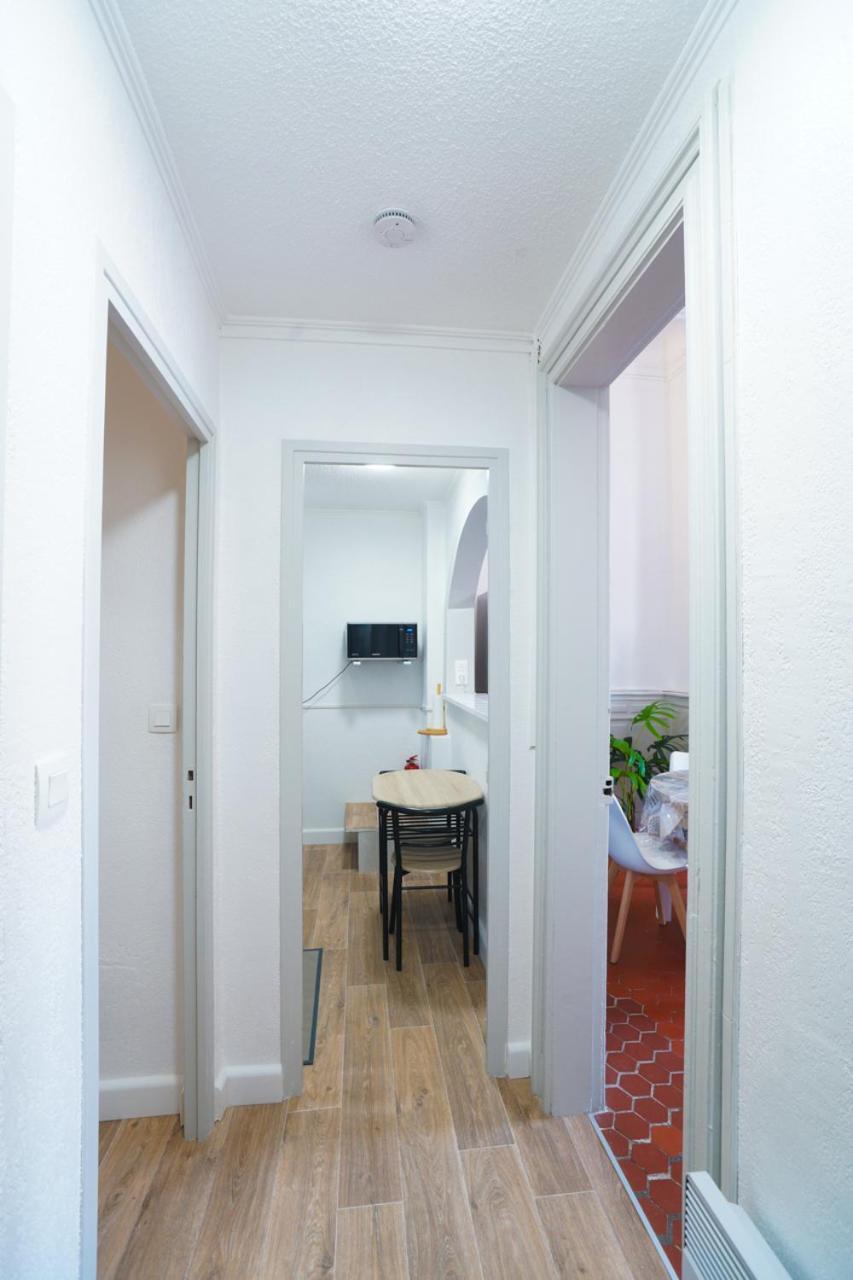 Appartement Du Forum,La Gare, 50 M2 , Climatisation, Garage, Cour ناربون المظهر الخارجي الصورة