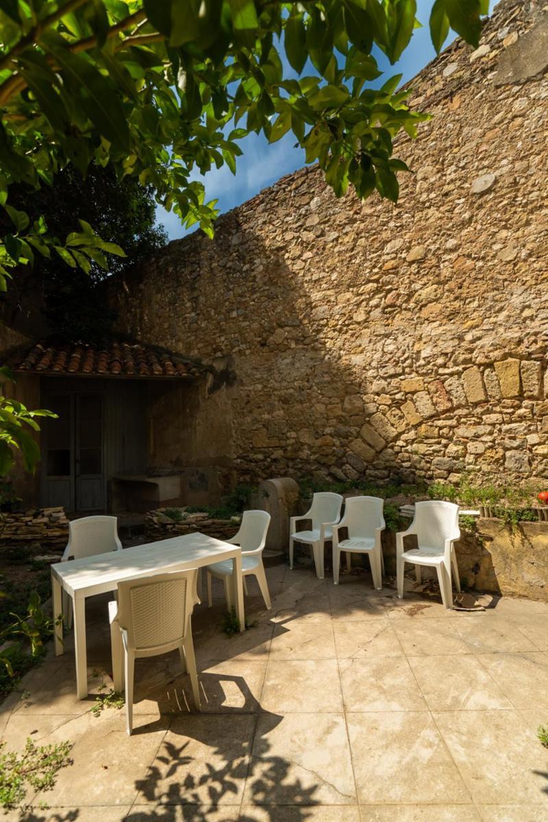 Appartement Du Forum,La Gare, 50 M2 , Climatisation, Garage, Cour ناربون المظهر الخارجي الصورة
